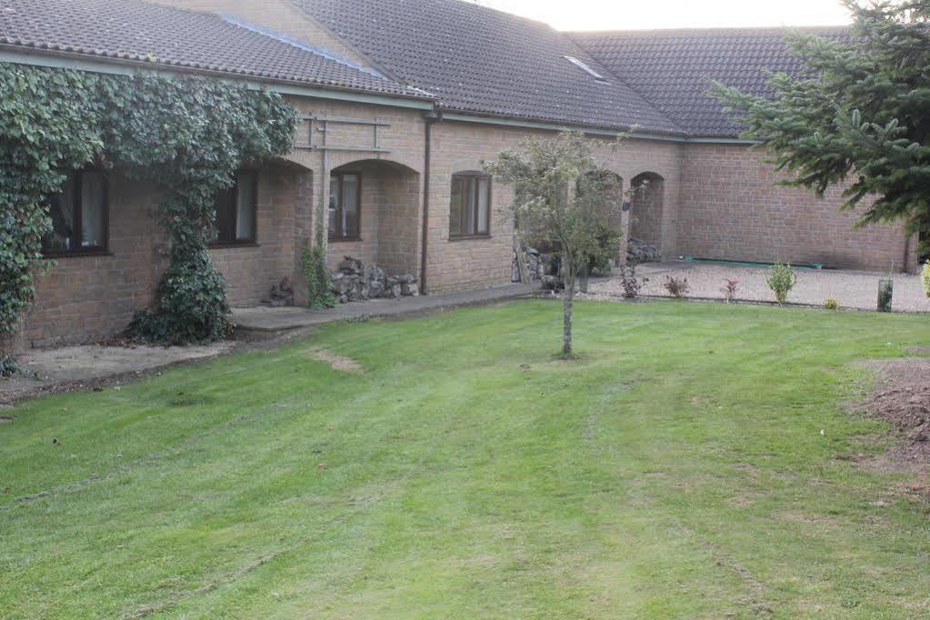 The Little Stable Hotel Corby Exterior foto